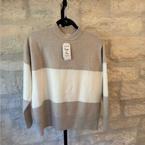 Hippie Rose Women’s Tan and Cream Crewneck Sweater